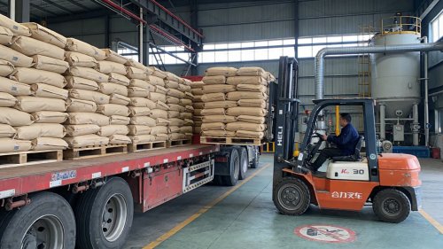 高粘粉聚丙烯酰胺成品整车装载完成准备发货